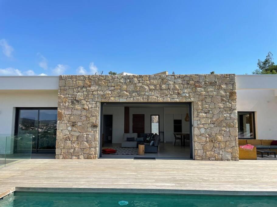 Villa Alandra Pietrosella Екстериор снимка