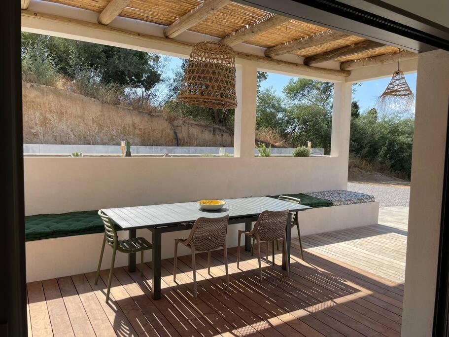 Villa Alandra Pietrosella Екстериор снимка