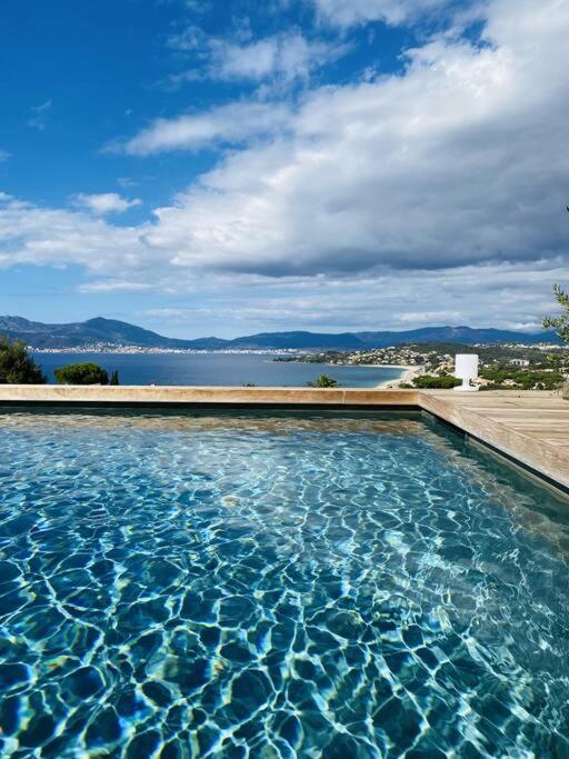 Villa Alandra Pietrosella Екстериор снимка